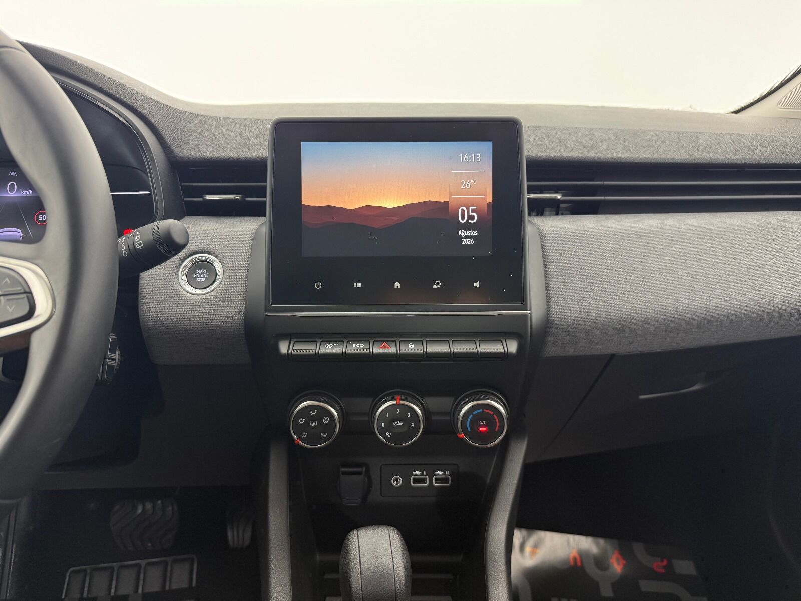 Renault Clio 1.0 TCE Evolution X-Tronic - 2024 - Detay