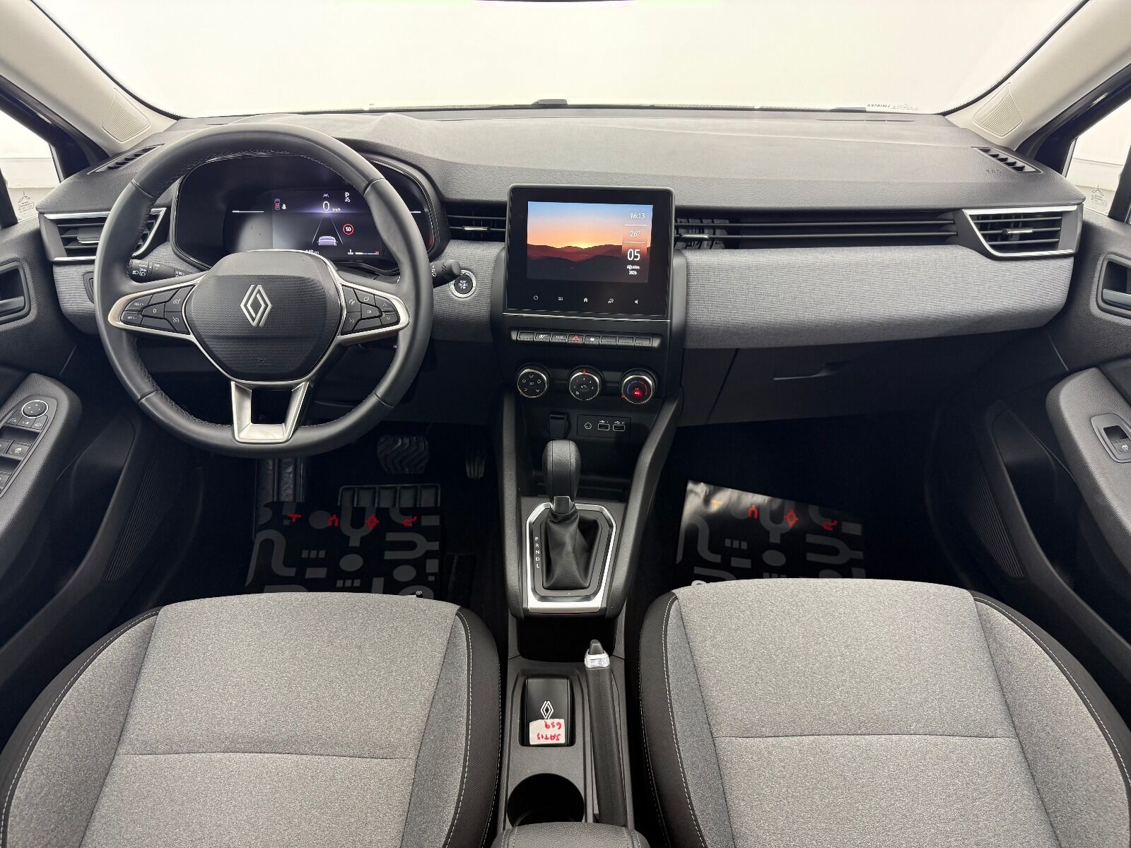 Renault Clio 1.0 TCE Evolution X-Tronic - 2024 - Detay