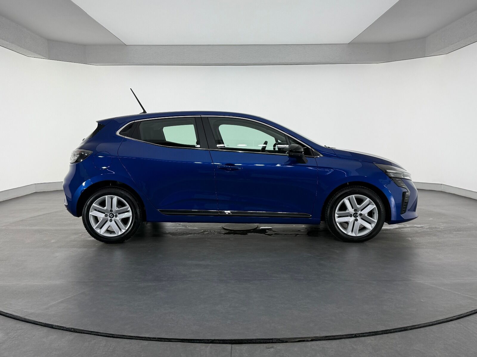Renault Clio 1.0 TCE Evolution X-Tronic - 2024 - Detay
