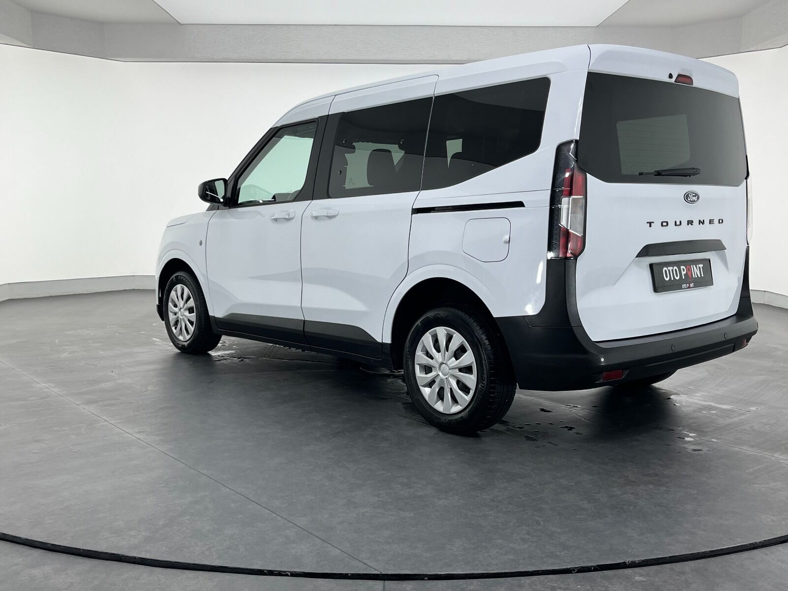 Ford Tourneo Courier Kombi 1.5 EcoBlue Deluxe - 2025 - Detay