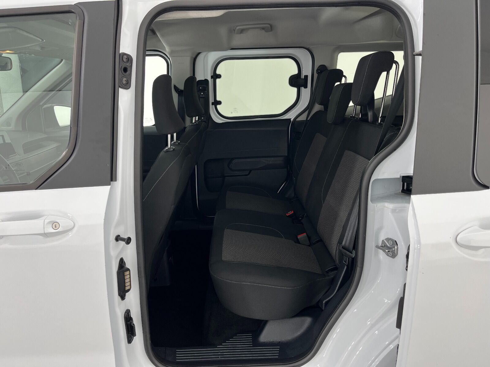 Ford Tourneo Courier Kombi 1.5 EcoBlue Deluxe - 2025 - Detay