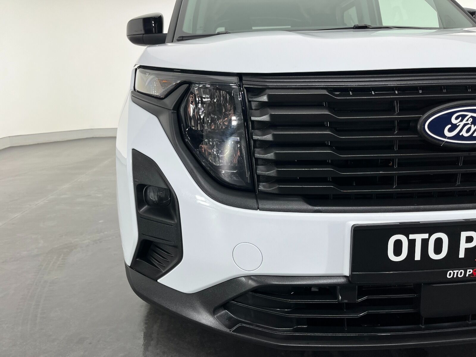 Ford Tourneo Courier Kombi 1.5 EcoBlue Deluxe - 2025 - Detay