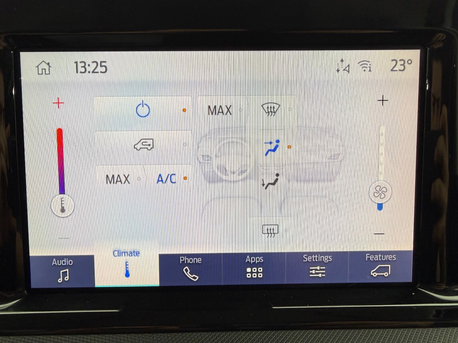 Ford Tourneo Courier 1.0 EcoBoost Deluxe - 2025 - Detay