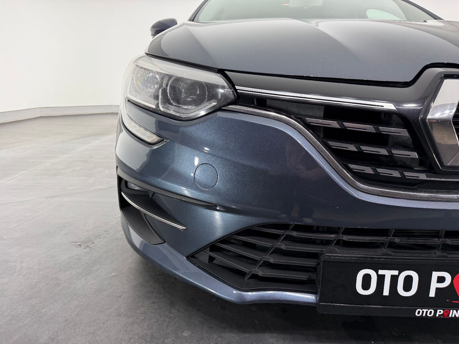 Renault Megane Sedan 1.3 TCe Joy EDC - 2022 - Detay