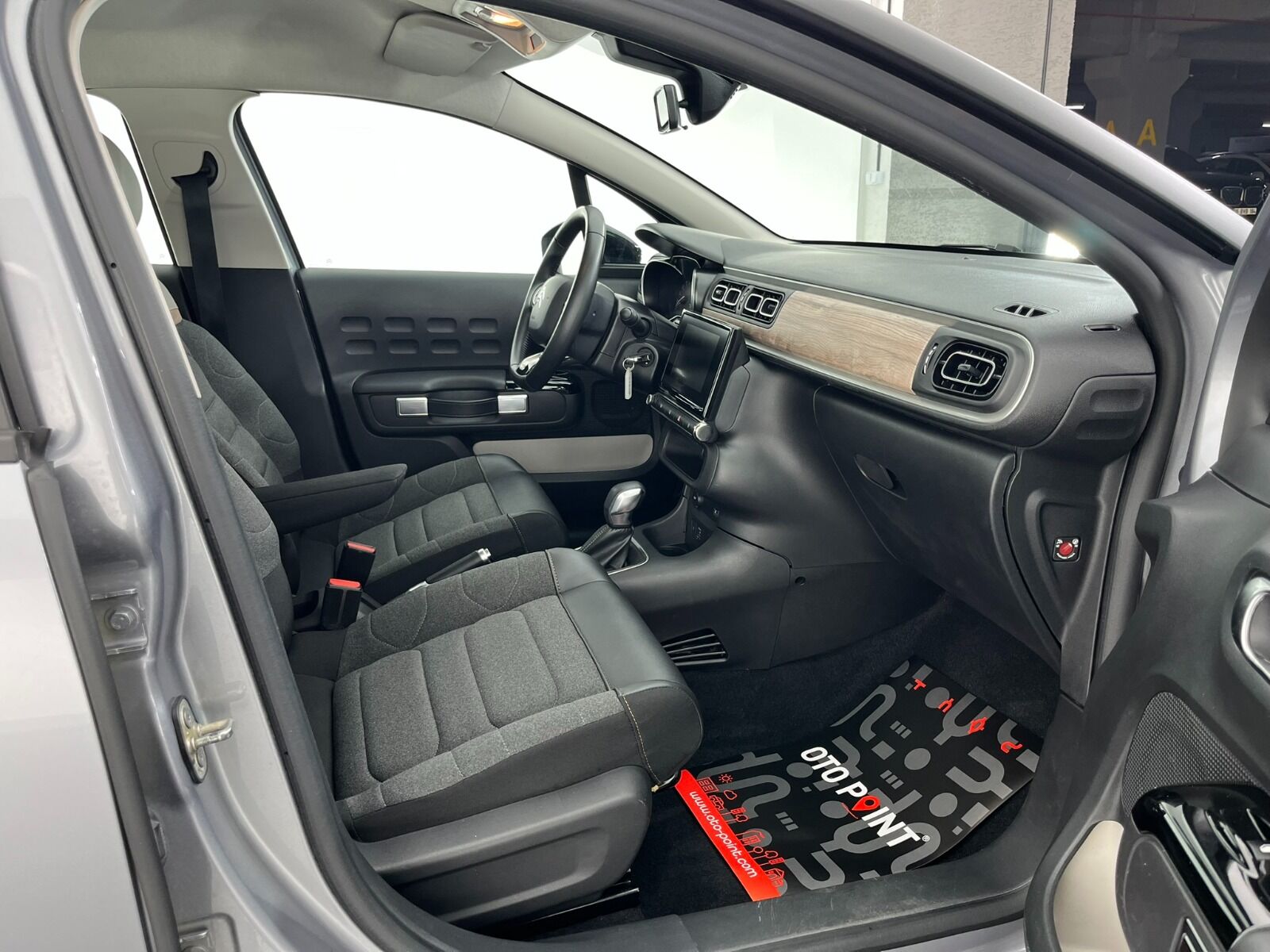 Citroen C3 1.2 PureTech Feel Bold EAT6 - 2024 - Detay