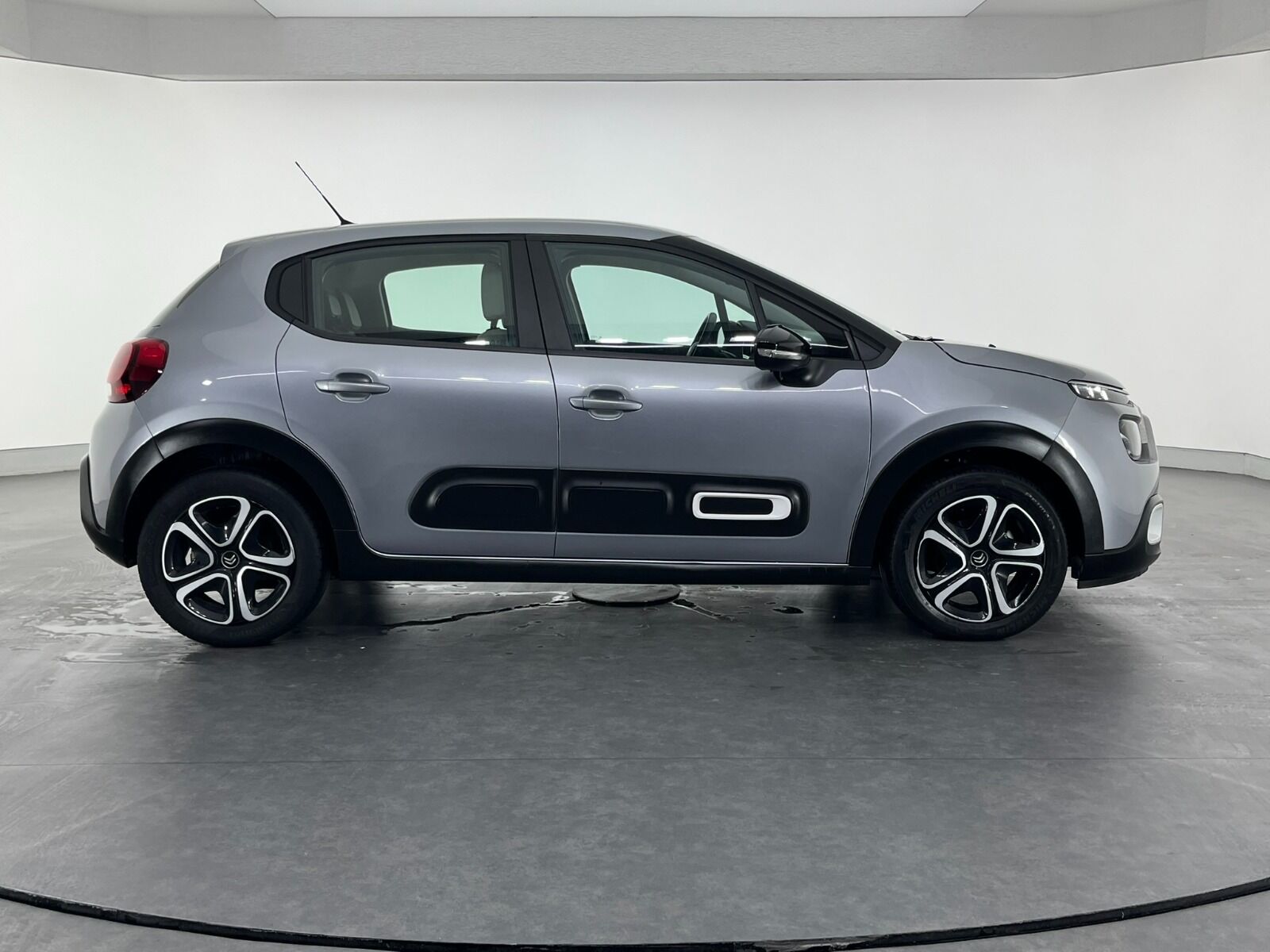 Citroen C3 1.2 PureTech Feel Bold EAT6 - 2024 - Detay