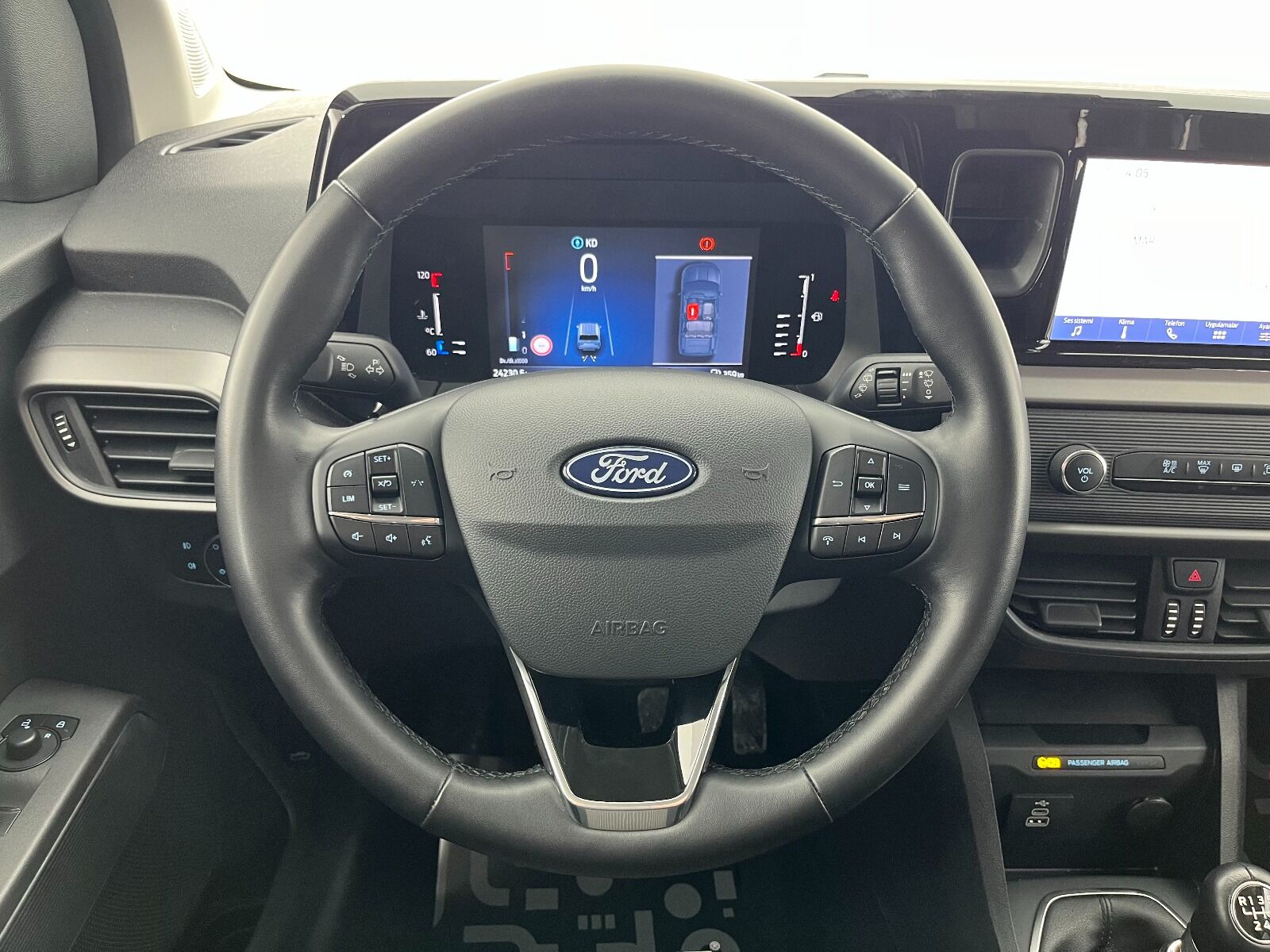 Ford Tourneo Courier Kombi 1.5 EcoBlue Deluxe - 2025 - Detay