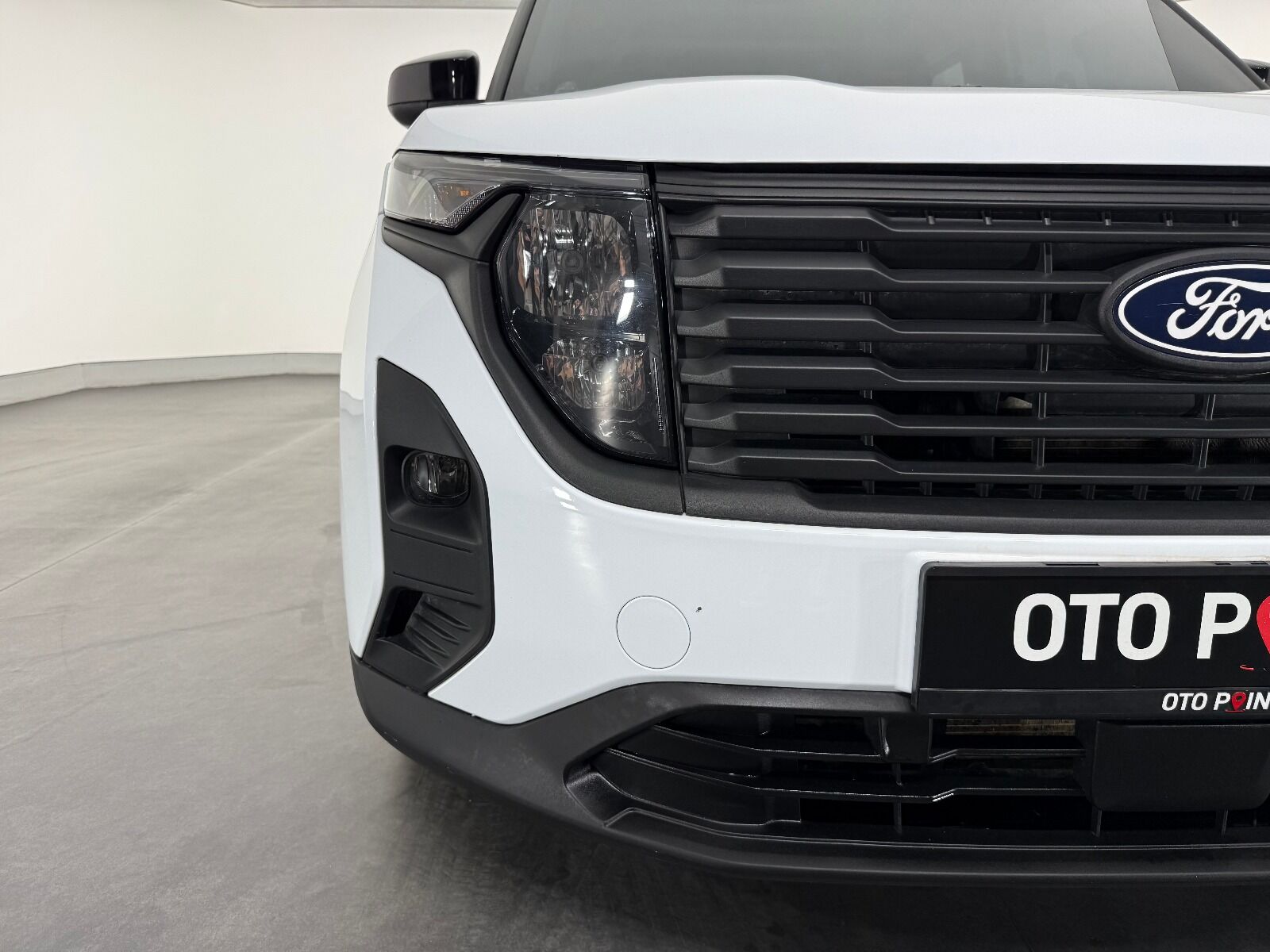 Ford Tourneo Courier 1.5L EcoBlue Deluxe - 2025 - Detay