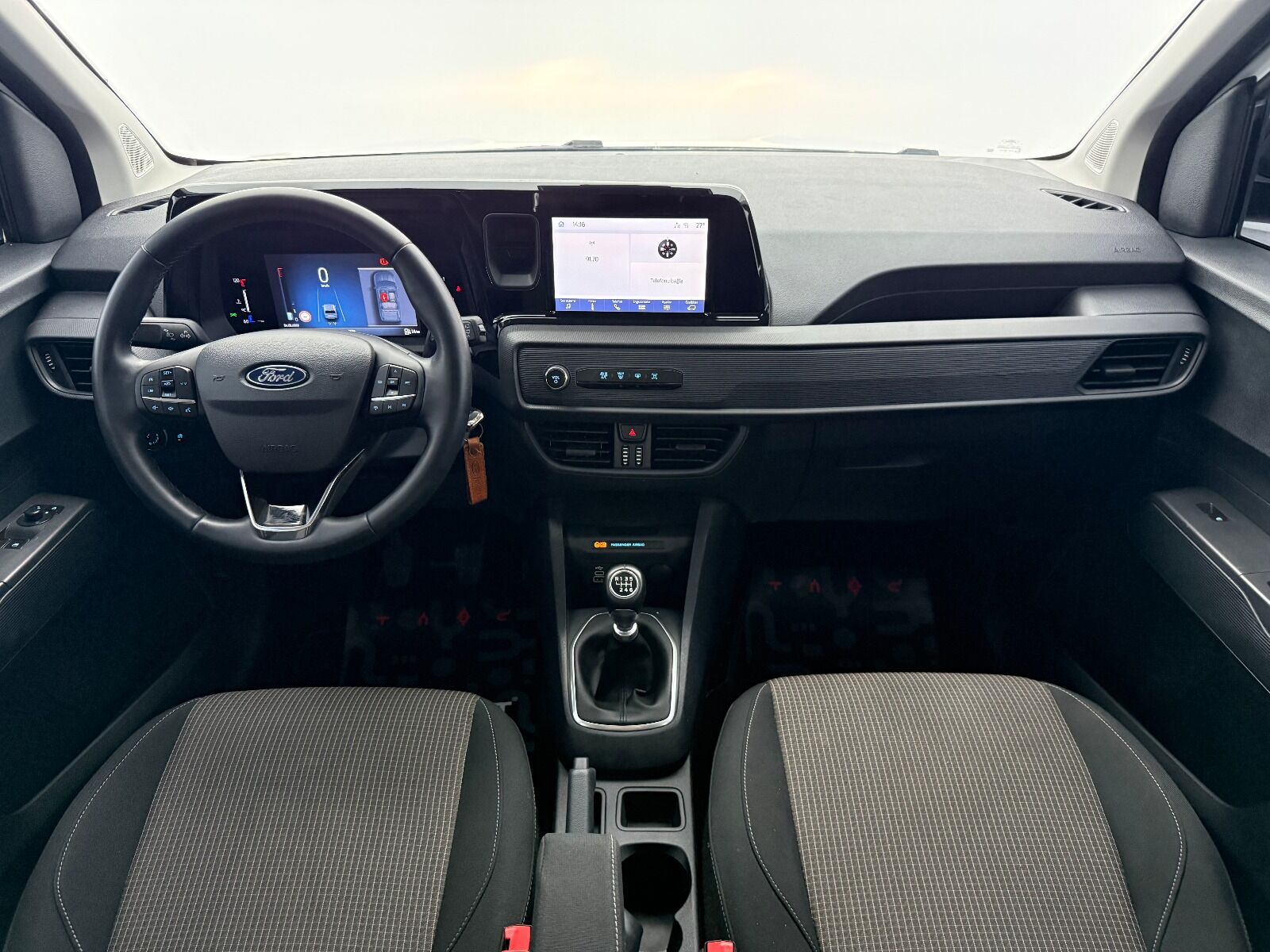 Ford Tourneo Courier 1.5L EcoBlue Deluxe - 2025 - Detay