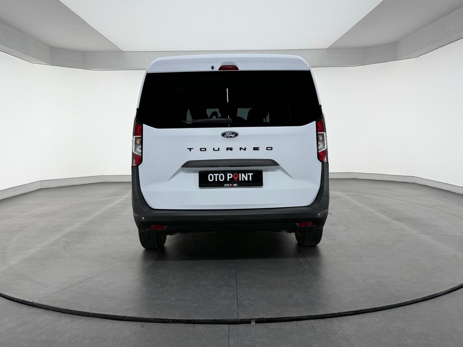 Ford Tourneo Courier 1.5L EcoBlue Deluxe - 2025 - Detay
