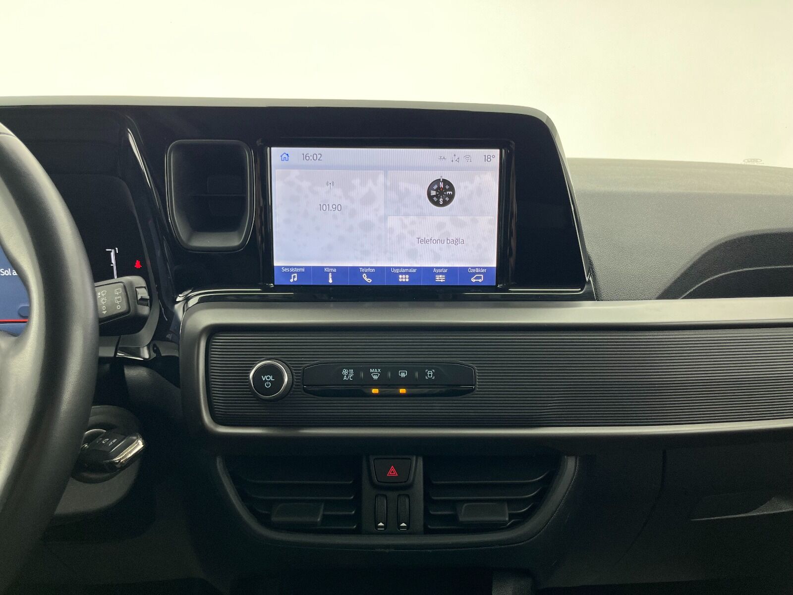 Ford Tourneo Courier Kombi 1.5 EcoBlue Deluxe - 2025 - Detay