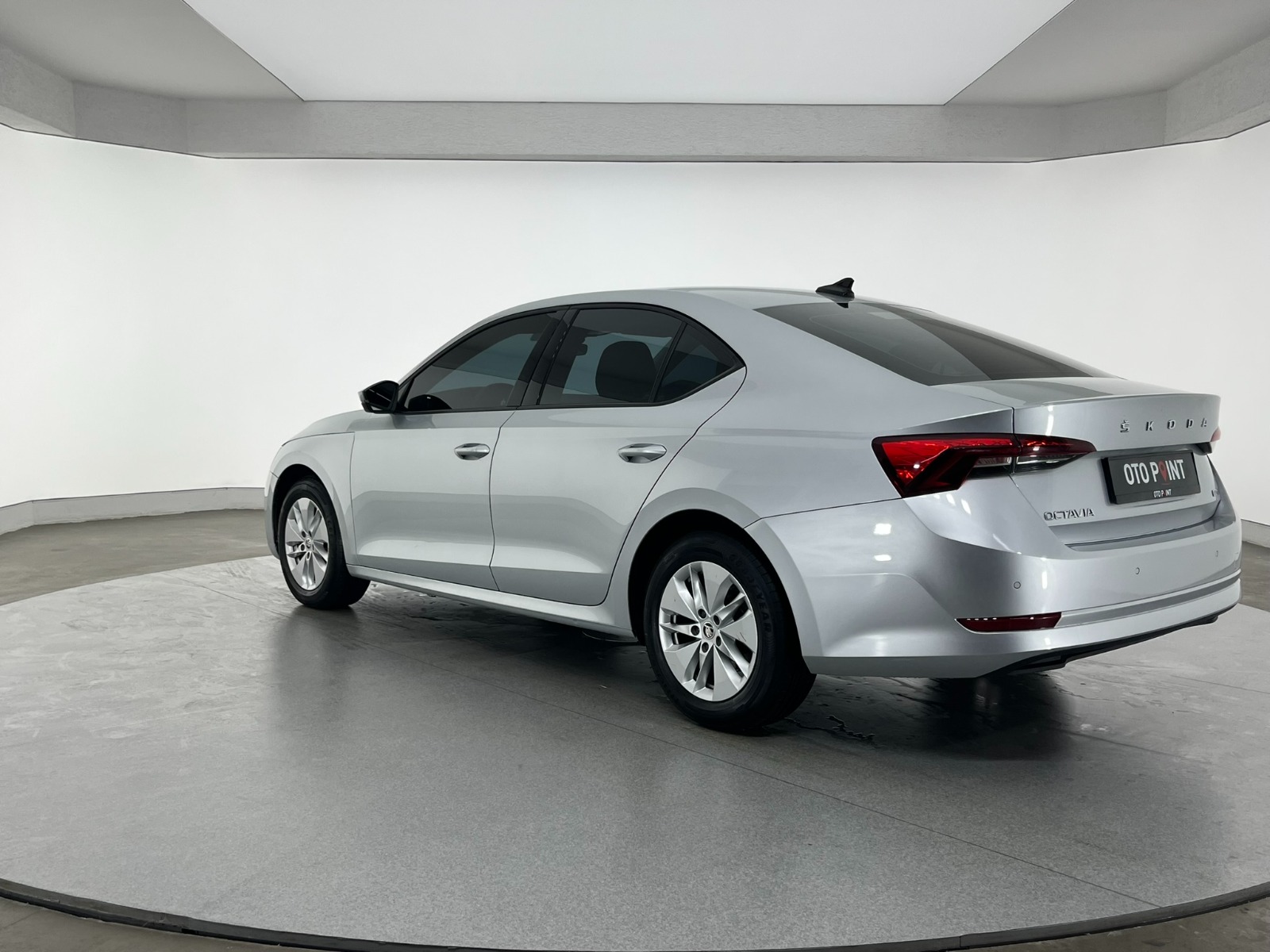 Skoda Octavia Sedan 1.5 TSI e-Tec Elite DSG - 2021 - Detay