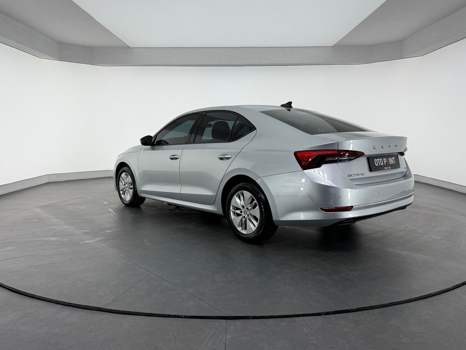 Skoda Octavia Sedan 1.5 TSI e-Tec Elite DSG - 2021 - Detay