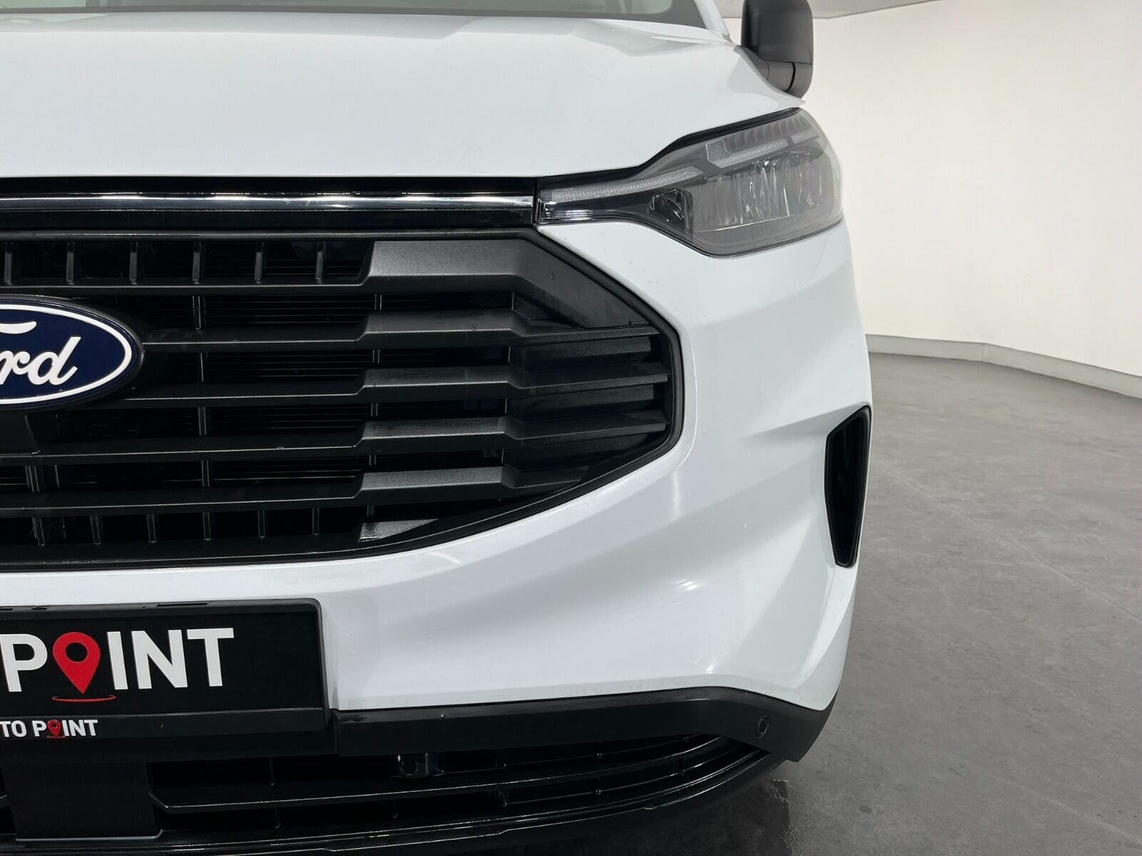 Ford Transit Custom 2.0 EcoBlue UPG 320 S Deluxe - 2024 - Detay