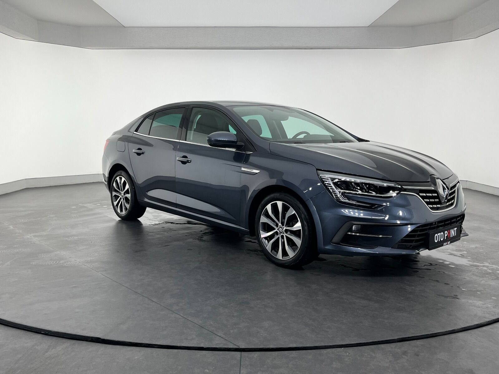 Renault Megane Sedan 1.5 Blue DCI Icon EDC - 2024 - Detay