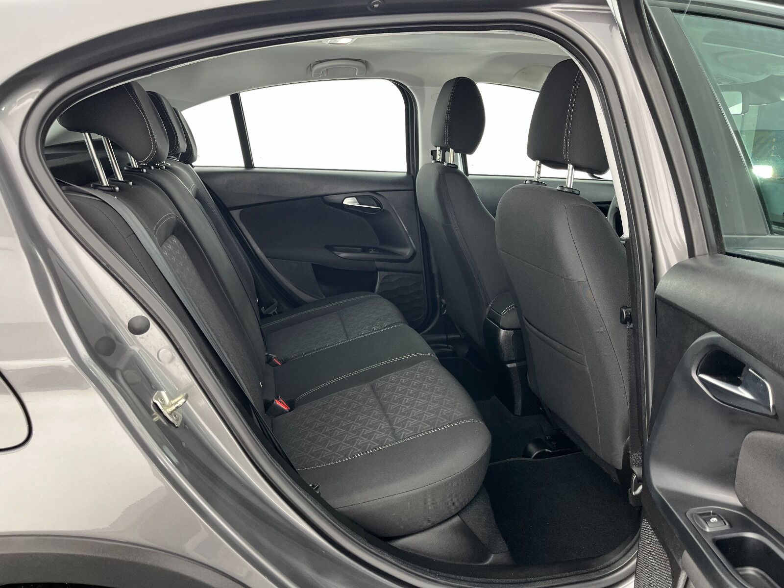 Fiat Egea Cross 1.6 MultiJet Urban GSR Traction+ DCT - 2024 - Detay