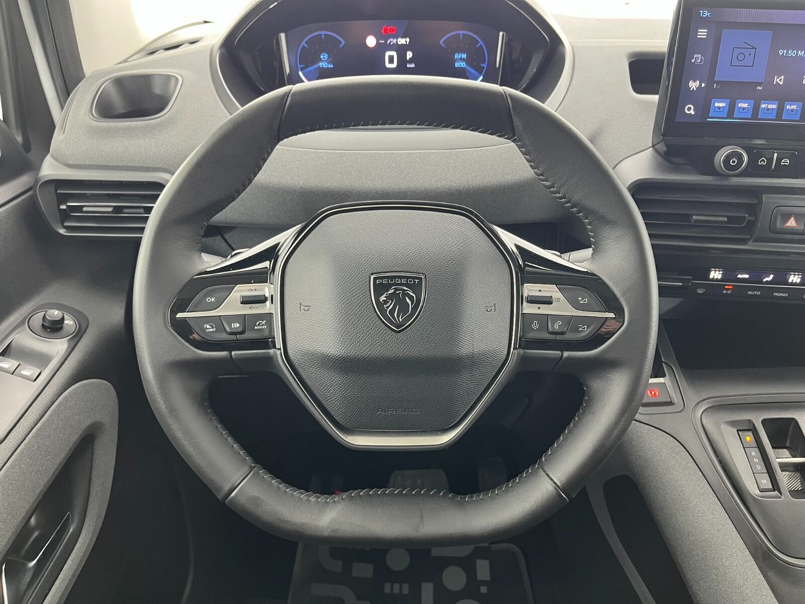 Peugeot Rifter Combi 1.5 BlueHDI Allure EAT8 - 2025 - Detay