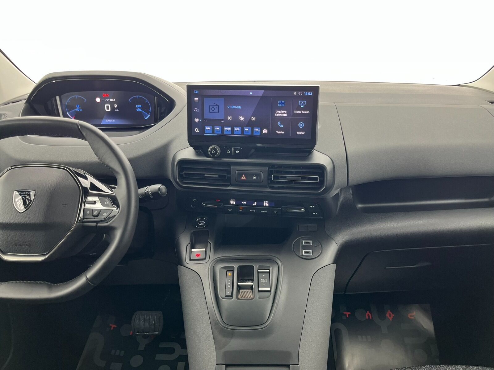 Peugeot Rifter Combi 1.5 BlueHDI Allure EAT8 - 2025 - Detay