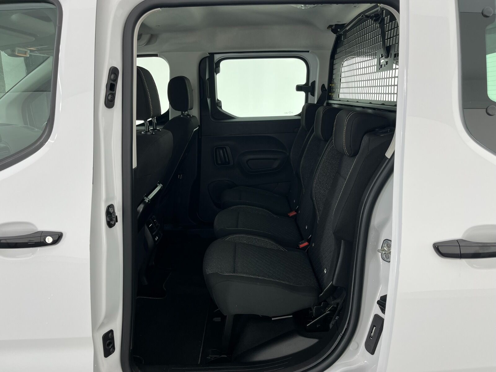 Peugeot Rifter Combi 1.5 BlueHDI Allure EAT8 - 2025 - Detay