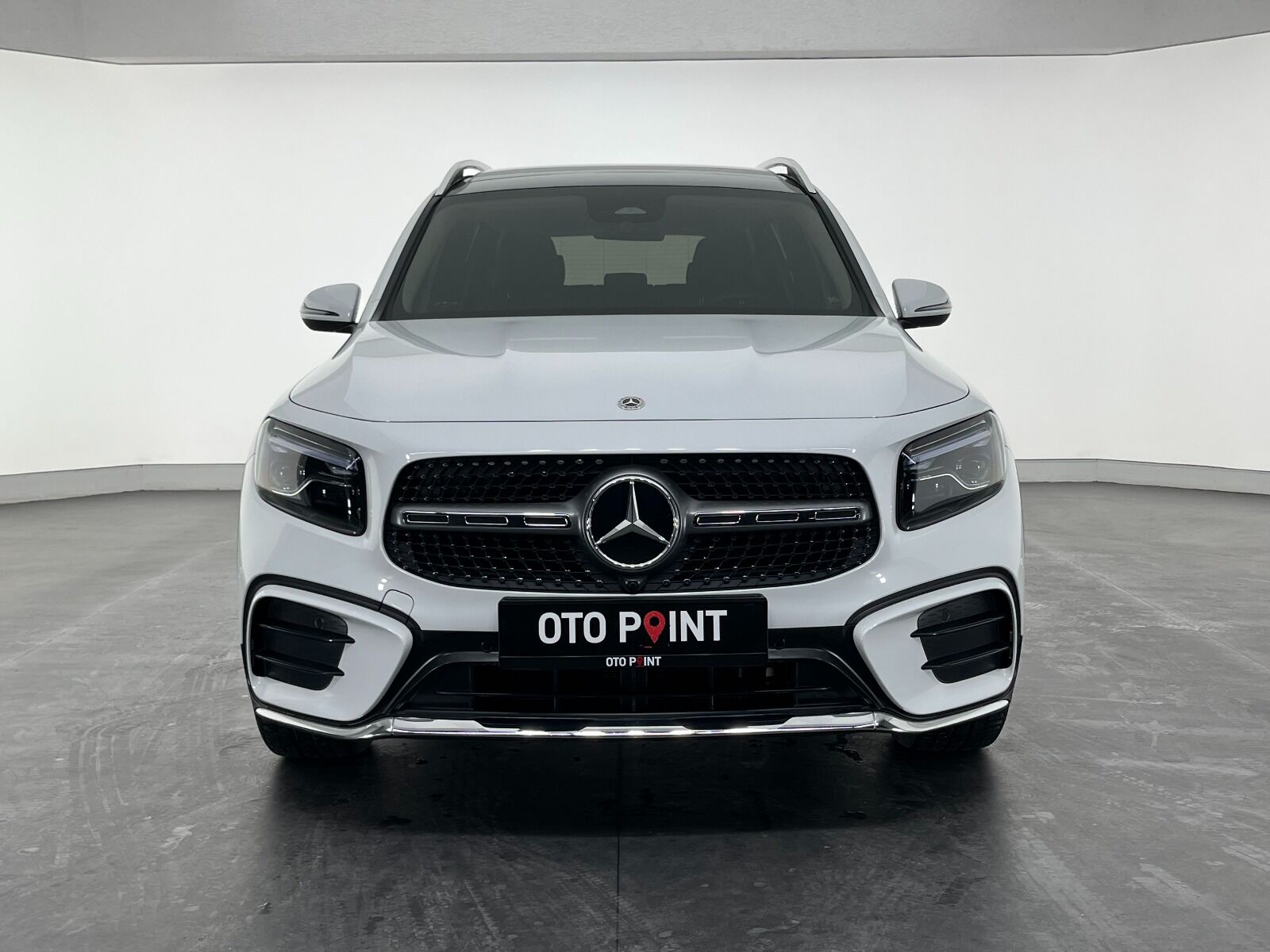 Mercedes-Benz GLB 200 AMG 7G-DCT - 2023