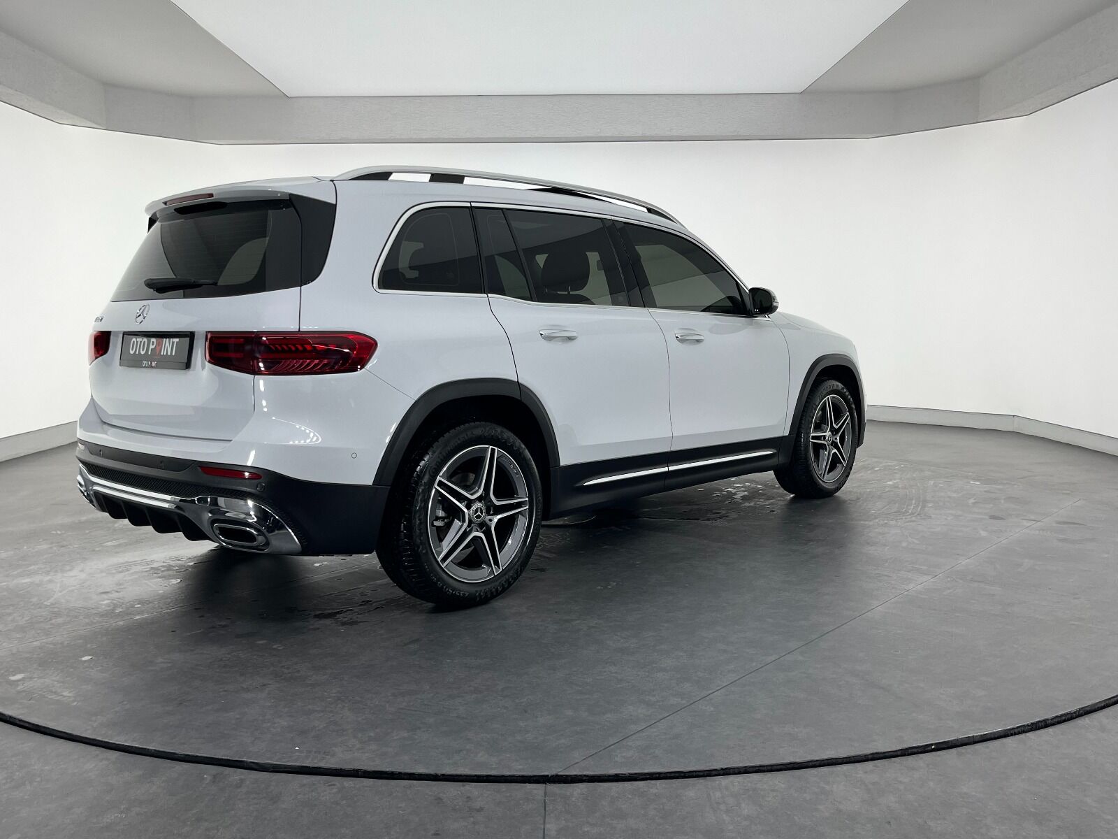 Mercedes-Benz GLB 200 AMG 7G-DCT - 2023 - Detay