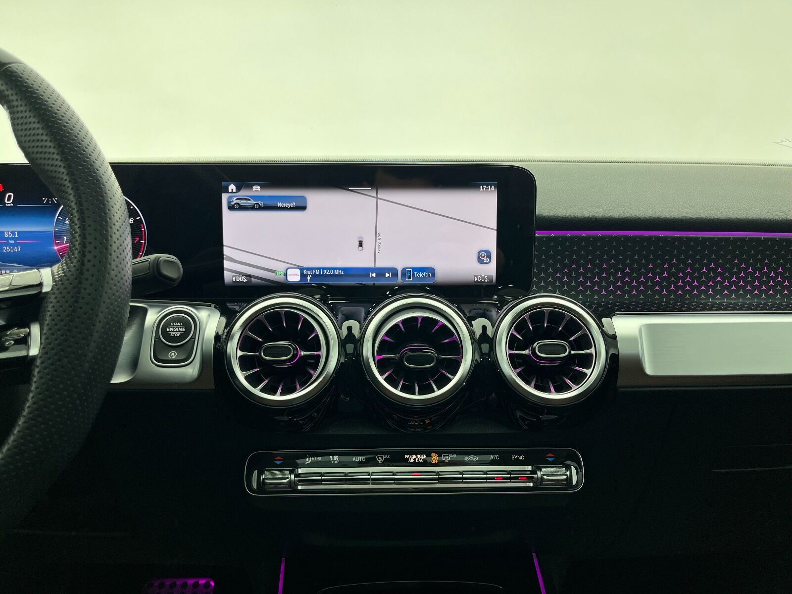 Mercedes-Benz GLB 200 AMG 7G-DCT - 2023 - Detay