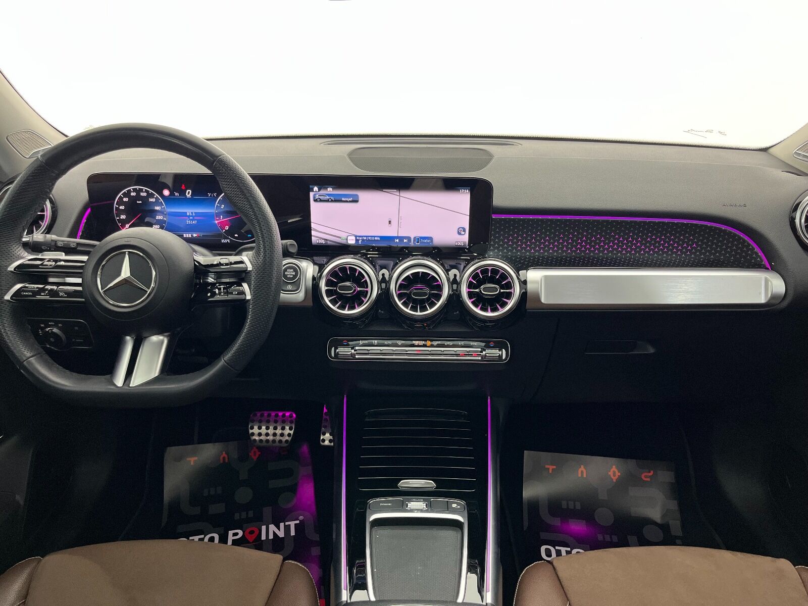 Mercedes-Benz GLB 200 AMG 7G-DCT - 2023 - Detay