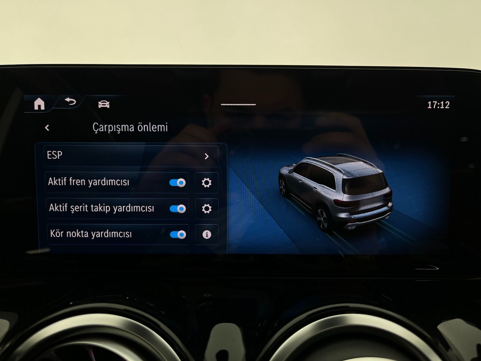 Mercedes-Benz GLB 200 AMG 7G-DCT - 2023 - Detay