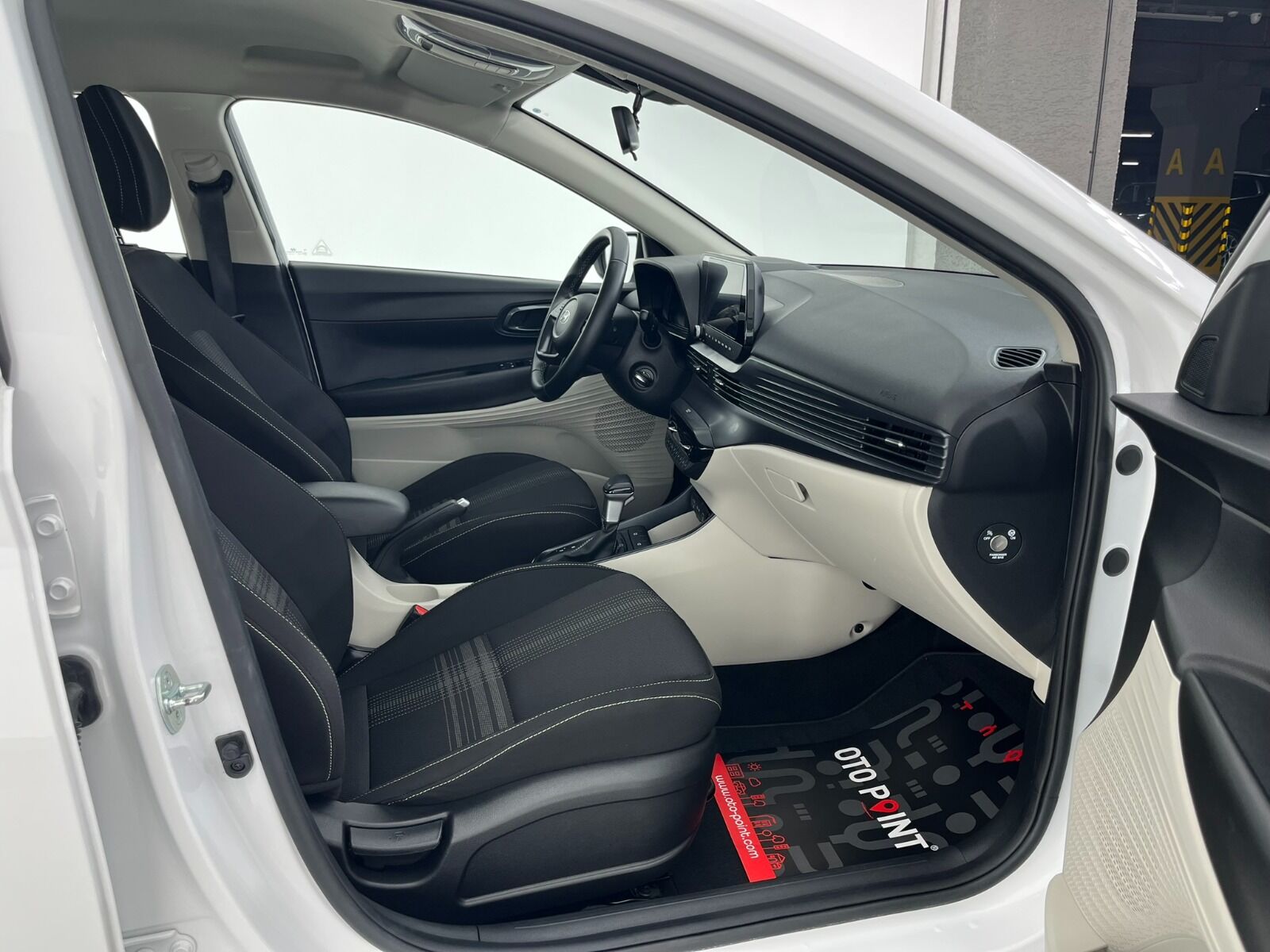 Hyundai i20 Hatchback 1.0 T-GDI Style Nav. DCT - 2025 - Detay