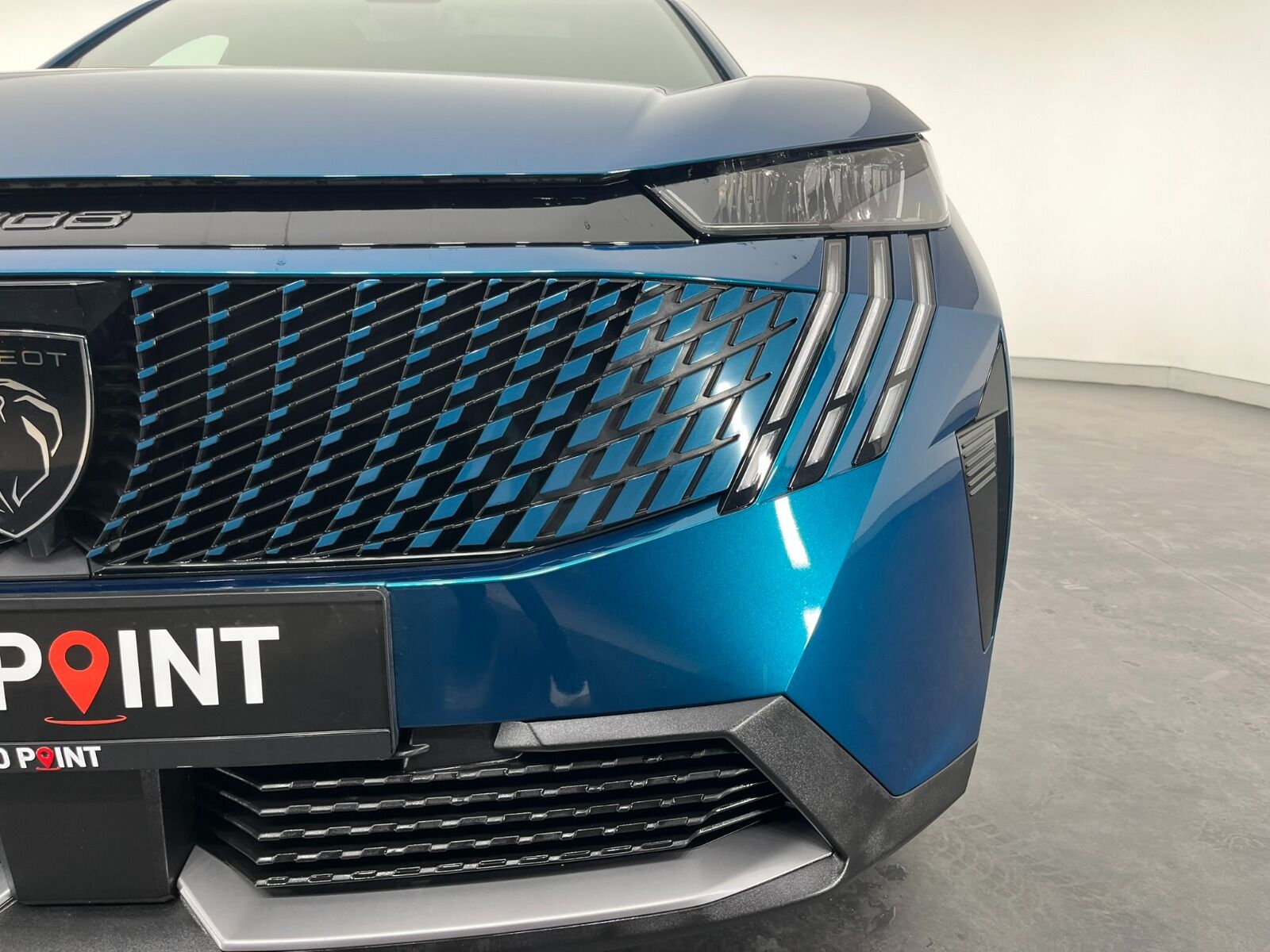 Peugeot 3008 Crossover 1.2 Hybrid Allure eDCS6 - 2025 - Detay