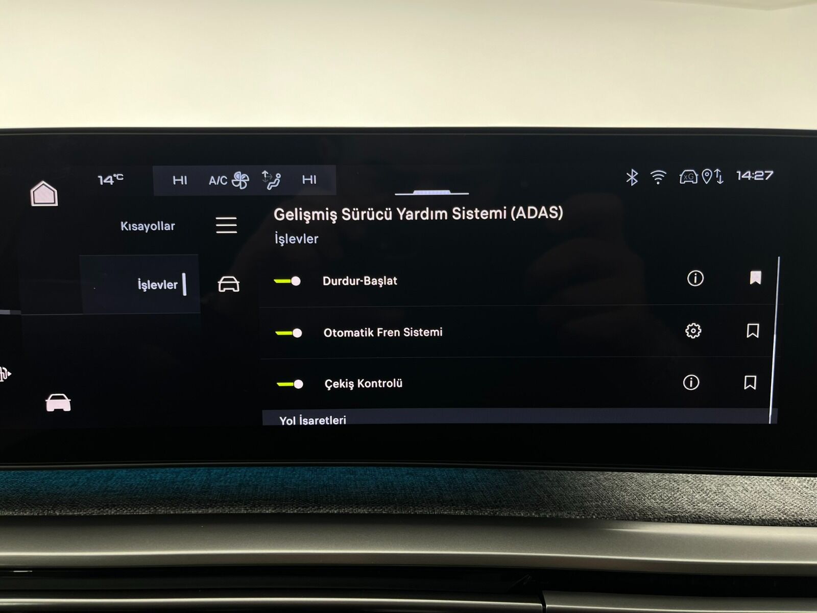 Peugeot 3008 Crossover 1.2 Hybrid Allure eDCS6 - 2025 - Detay