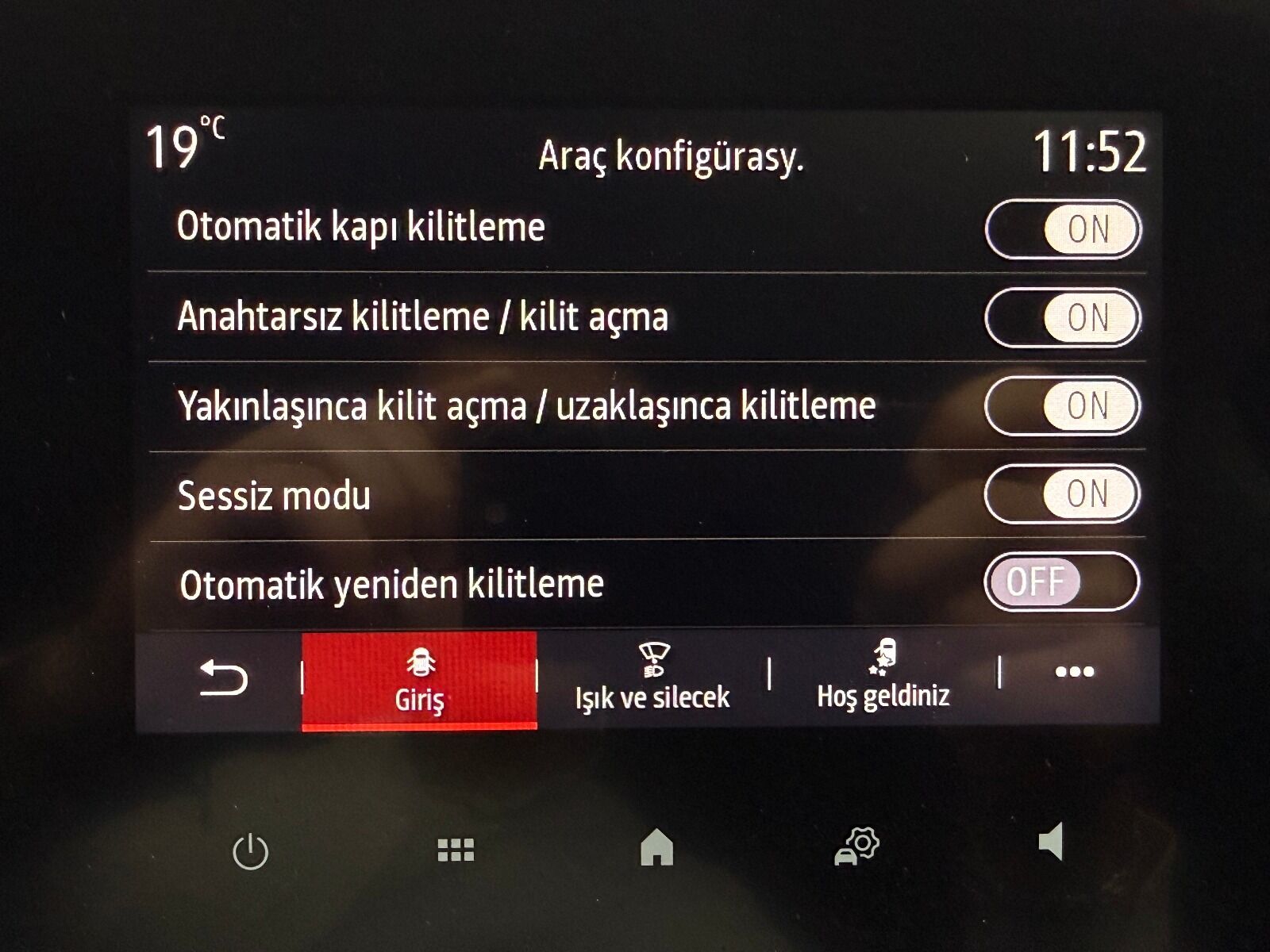 Renault Megane Sedan 1.5 Blue DCI Icon EDC - 2024 - Detay