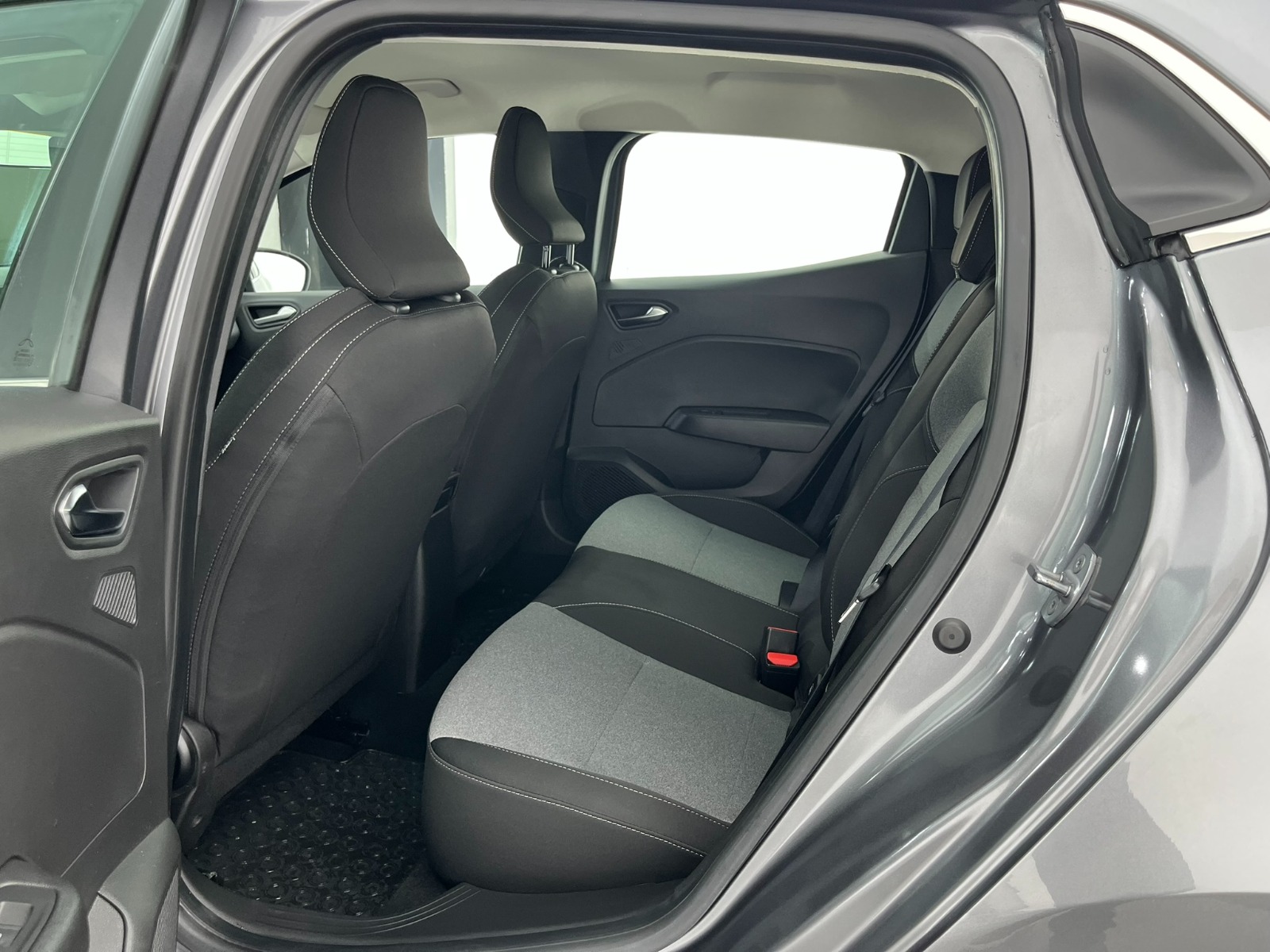 Renault Clio Hatchback 1.0 TCe Evolution X-Tronic - 2024 - Detay