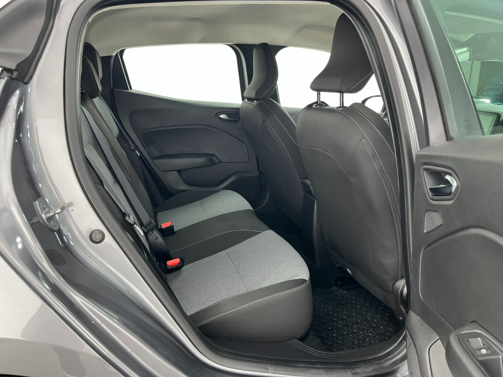 Renault Clio Hatchback 1.0 TCe Evolution X-Tronic - 2024 - Detay