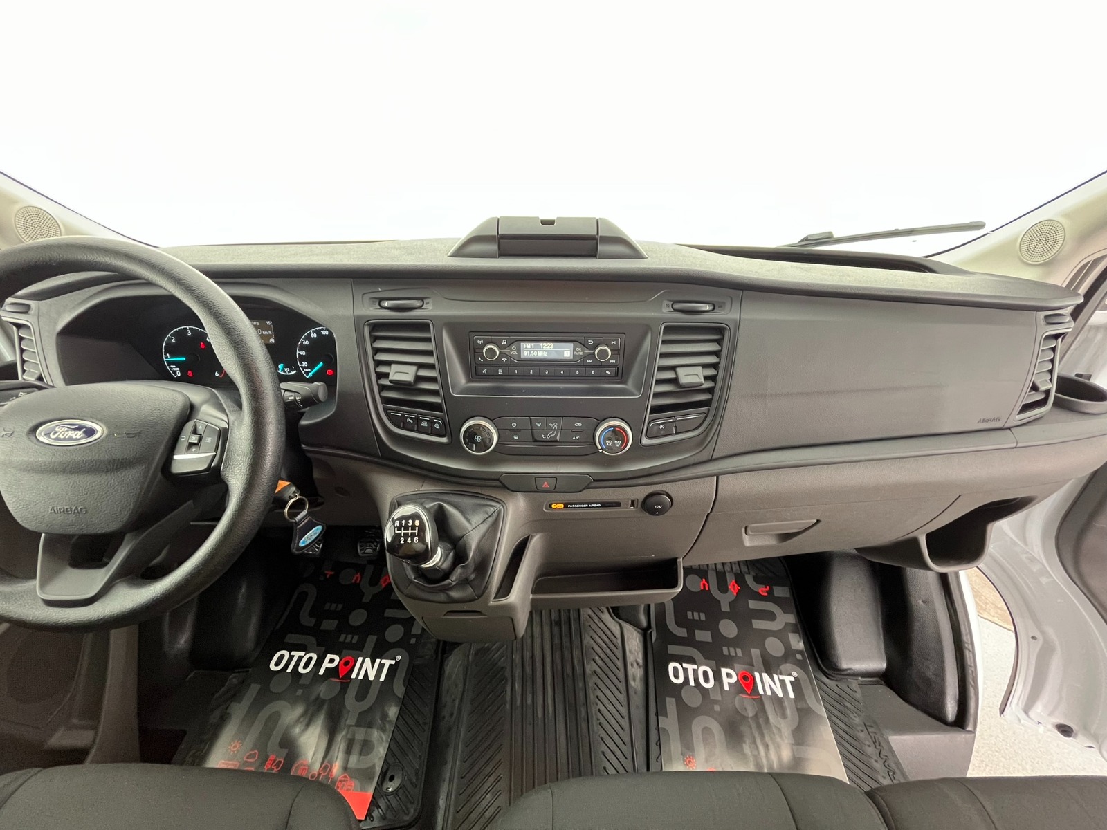 Ford Transit 350 E - 2023 - Detay