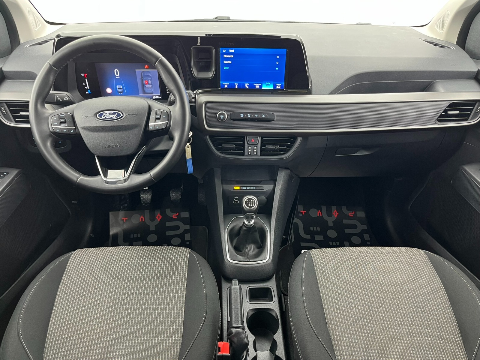 Ford Tourneo Courier Kombi 1.5 EcoBlue Deluxe - 2024 - Detay