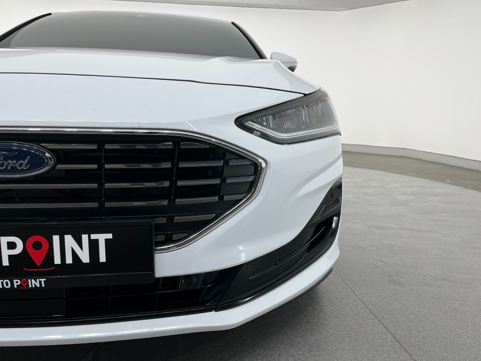 Ford Focus Sedan 1.5 TDCI EcoBlue Titanium X Otomatik - 2023 - Detay