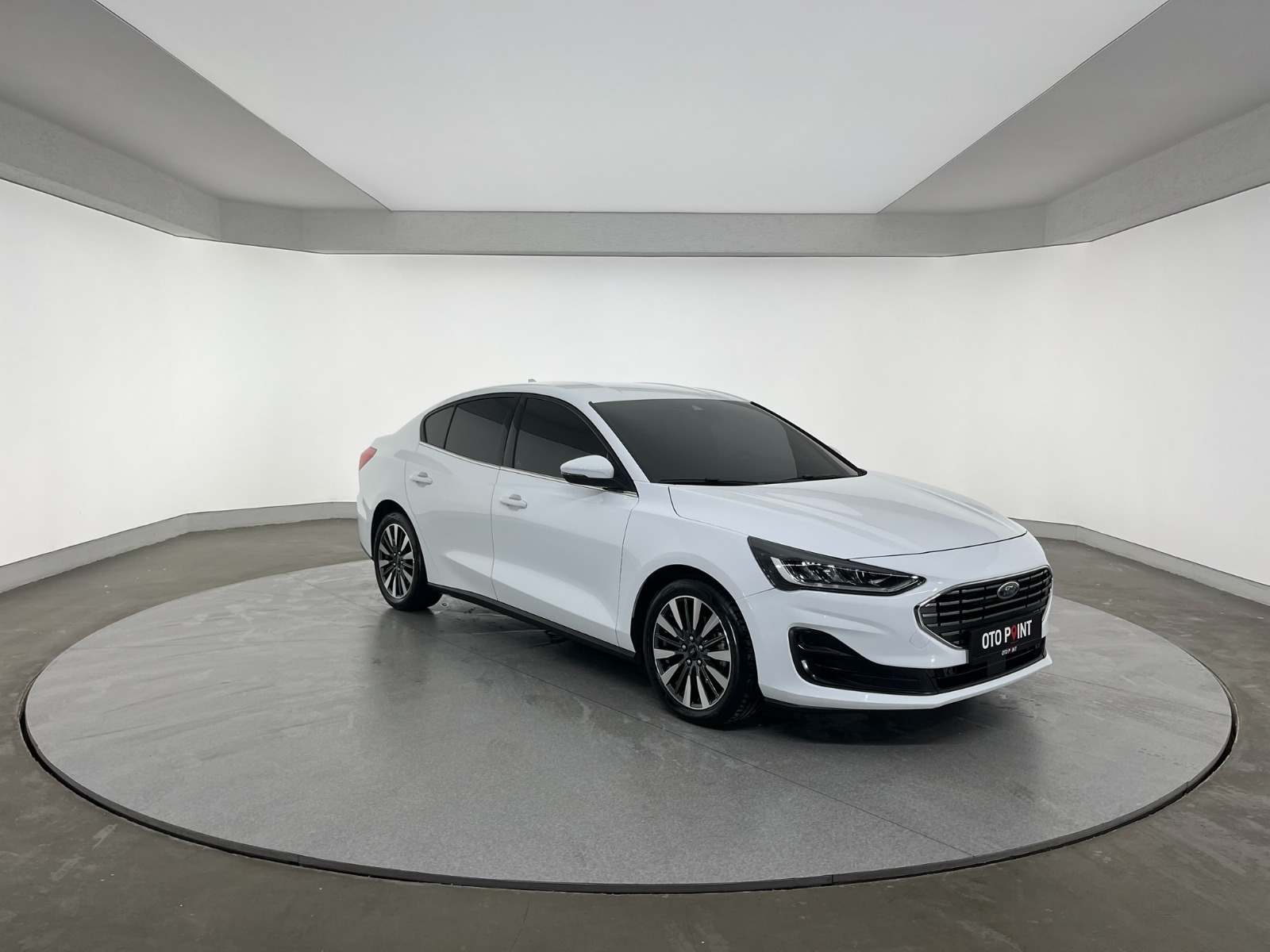 Ford Focus Sedan 1.5 TDCI EcoBlue Titanium X Otomatik - 2023 - Detay