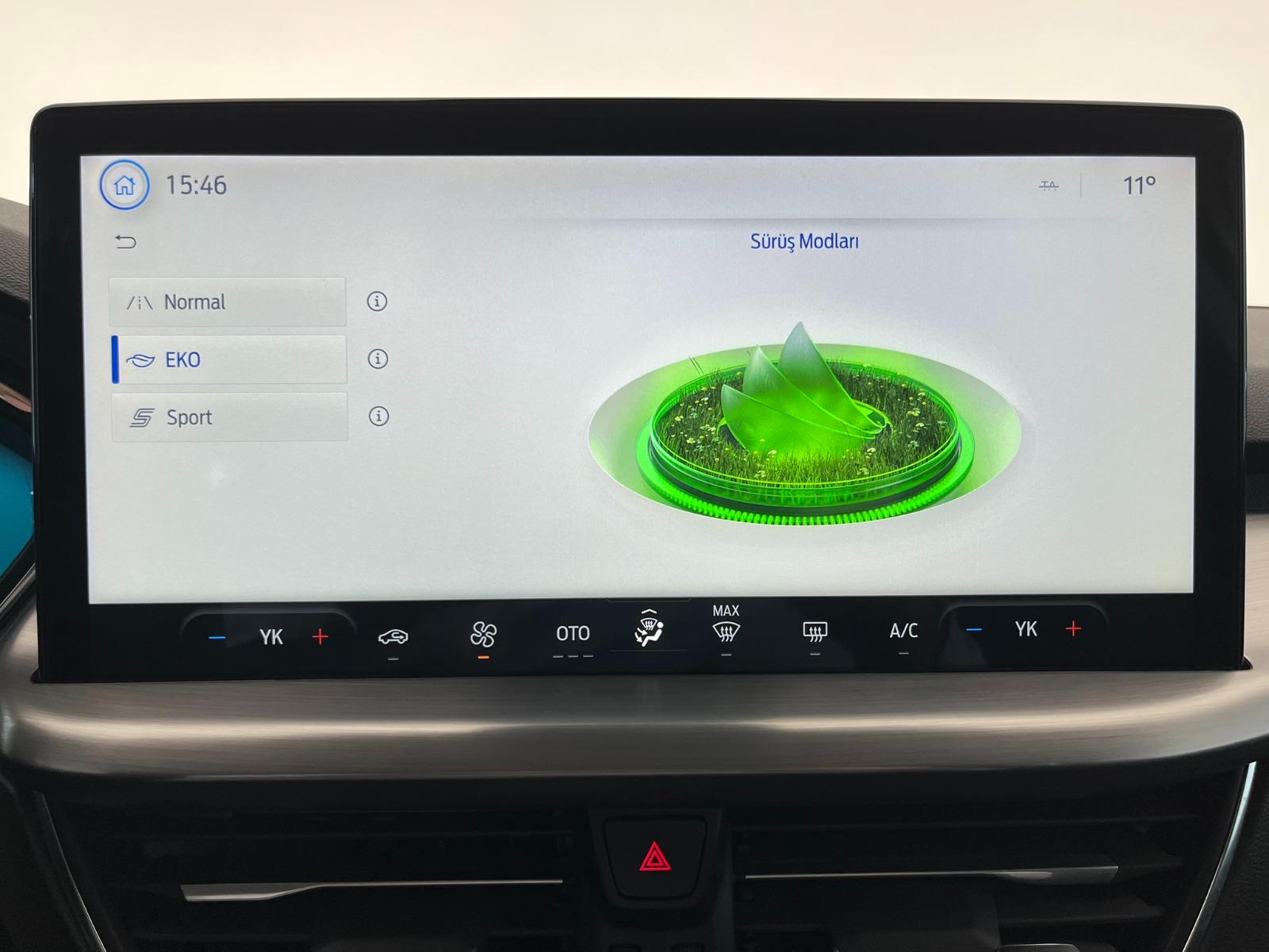 Ford Focus Sedan 1.5 TDCI EcoBlue Titanium X Otomatik - 2023 - Detay