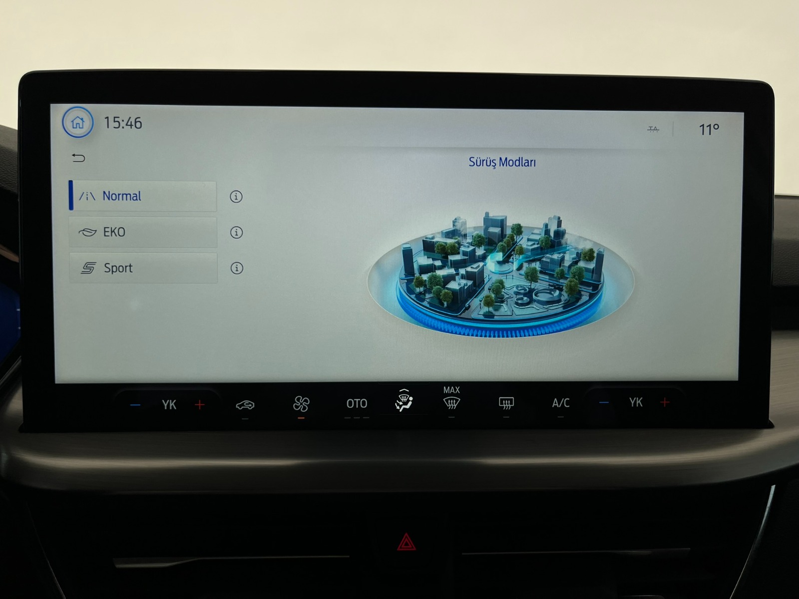 Ford Focus Sedan 1.5 TDCI EcoBlue Titanium X Otomatik - 2023 - Detay