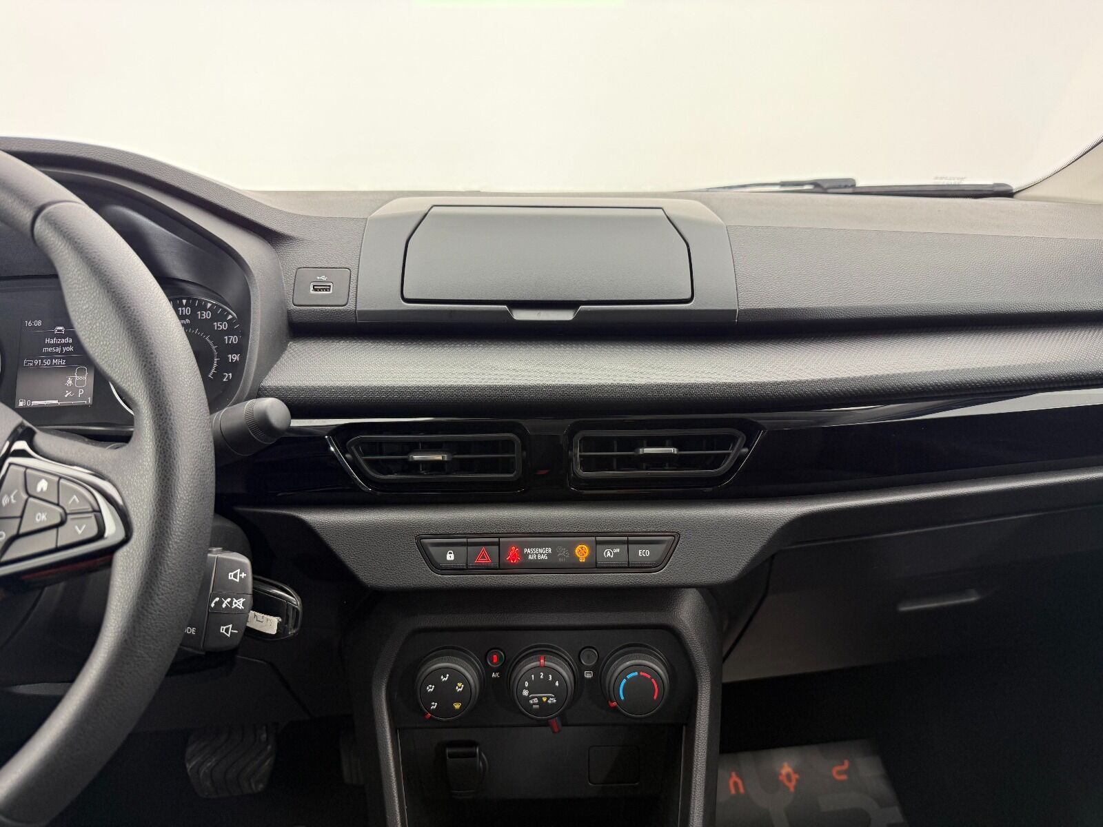 Renault Taliant 1.0 Turbo Joy X-Tronic - 2022 - Detay