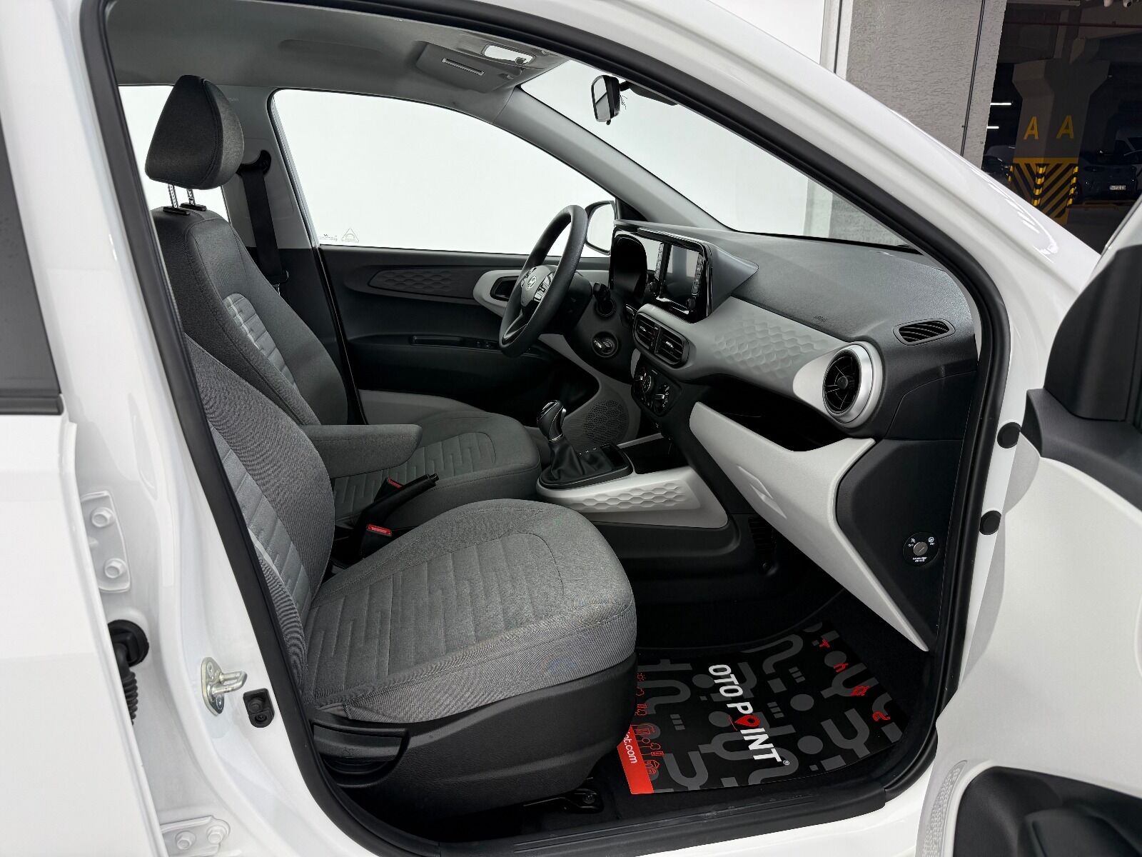 Hyundai i10 1.2 MPI Style+Navigasyon - 2025 - Detay