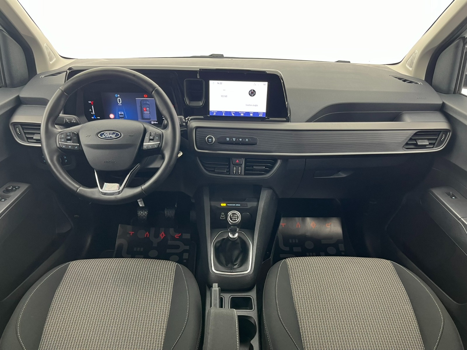 Ford Tourneo Courier Kombi 1.5 EcoBlue Deluxe - 2024 - Detay