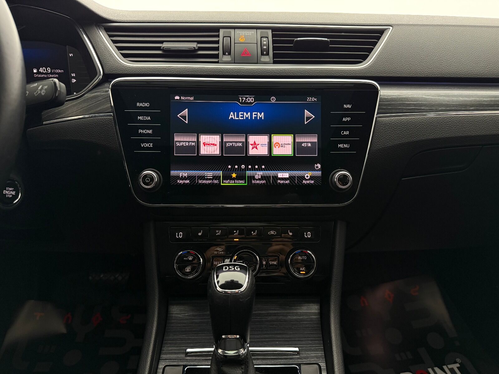 Skoda Superb 1.5 TSI Prestige DSG ACT - 2022 - Detay