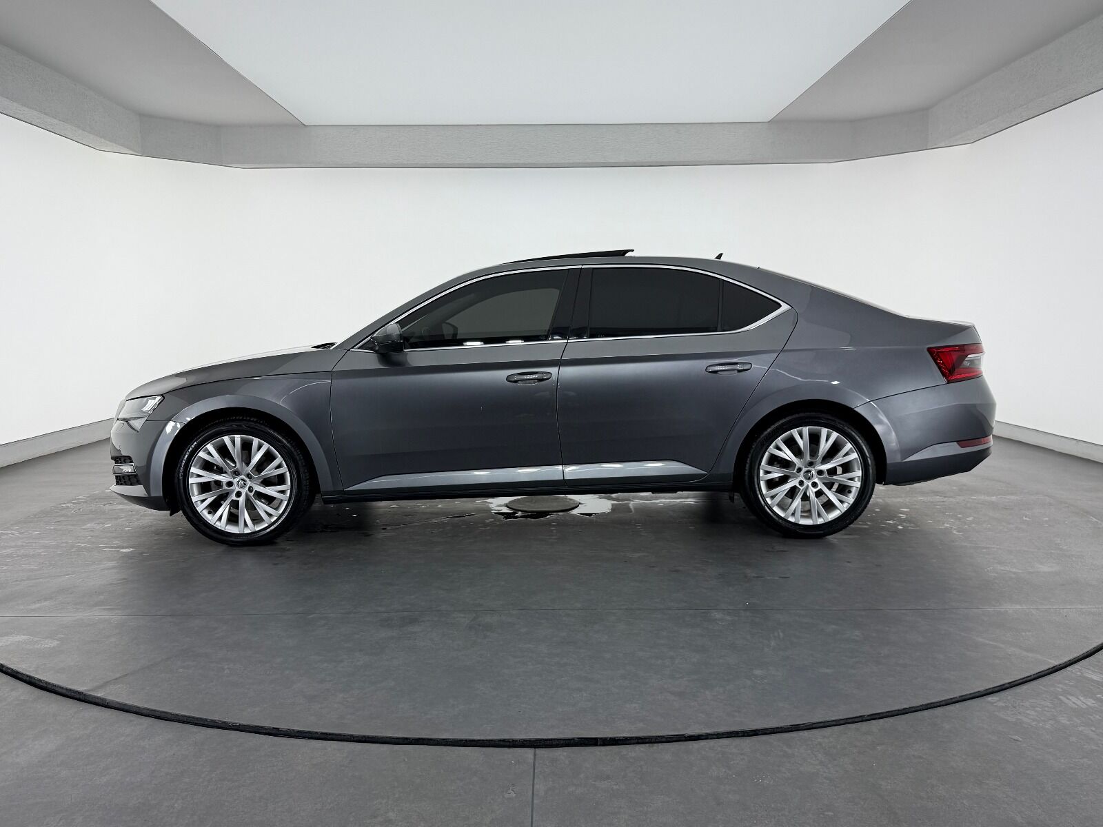 Skoda Superb 1.5 TSI Prestige DSG ACT - 2022 - Detay
