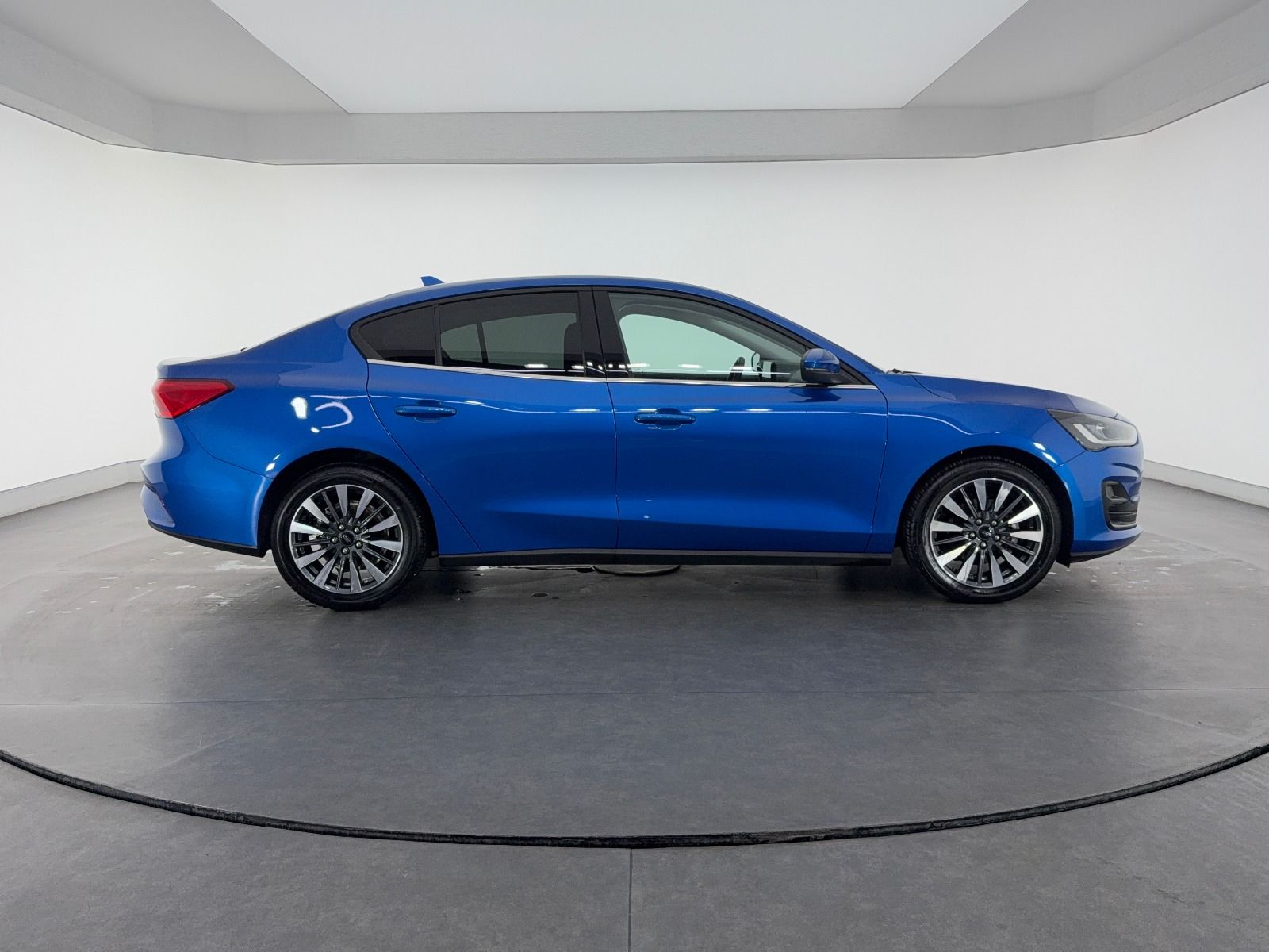 Ford Focus 1.5 EcoBlue Titanium X - 2025 - Detay