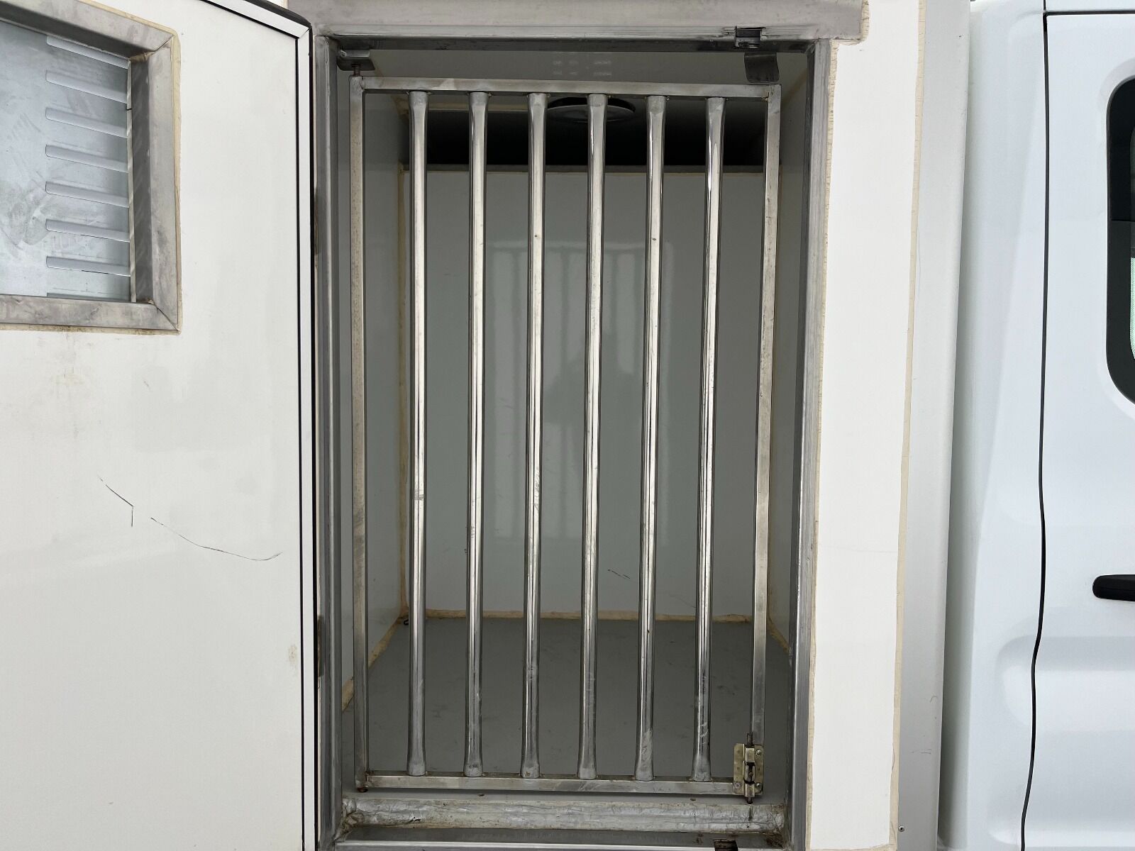 Ford Transit 350 M Çift Kabin - 2024 - Detay