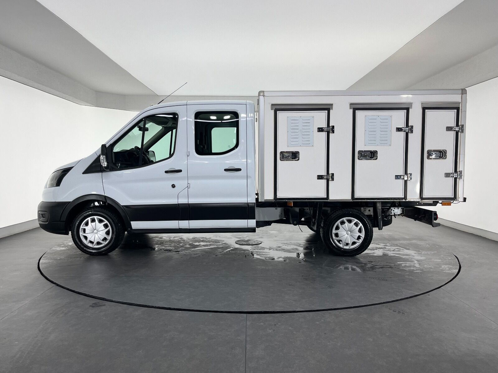 Ford Transit 350 M Çift Kabin - 2024 - Detay