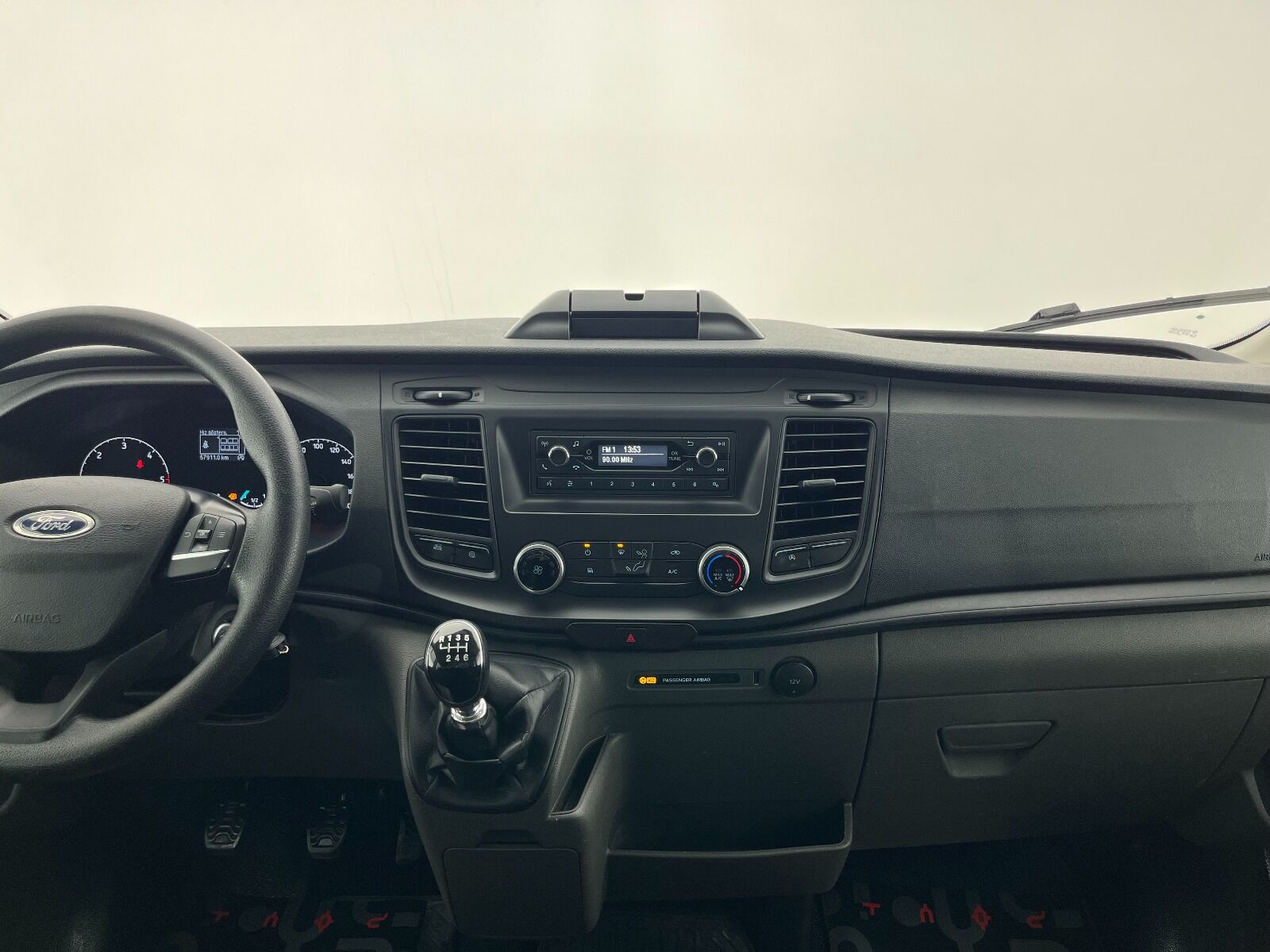 Ford Transit 350 M Çift Kabin - 2024 - Detay