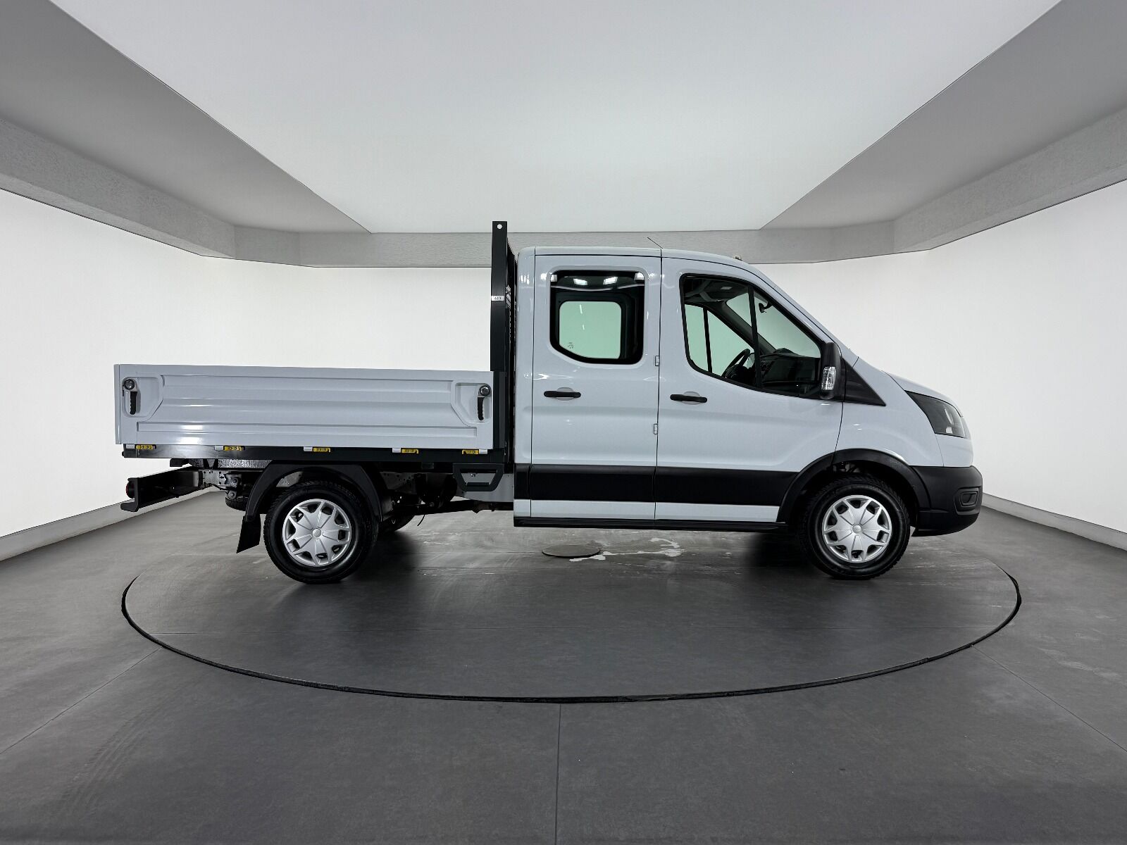 Ford Transit 350 M Çift Kabin - 2024 - Detay